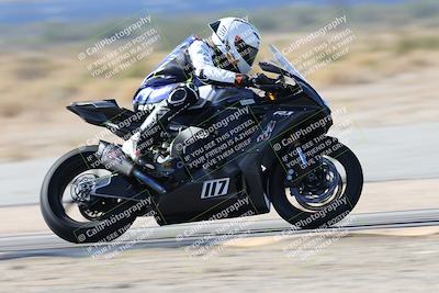 media/Nov-16-2025-Race Pace (Sun) [[8c5fa54630]]/Verified Riders/3-Turn 14 (1045am)/